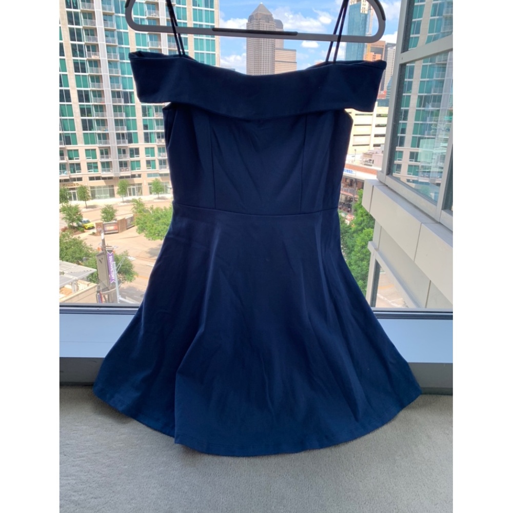 Lulu's Off the Shoulder Dress Size M!
